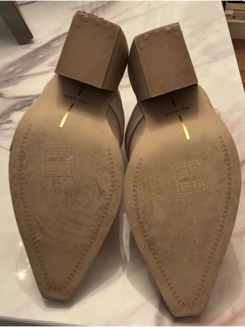 Dolce Vita Cream Pointed-Toe Knot Mules - Picture 5 of 6